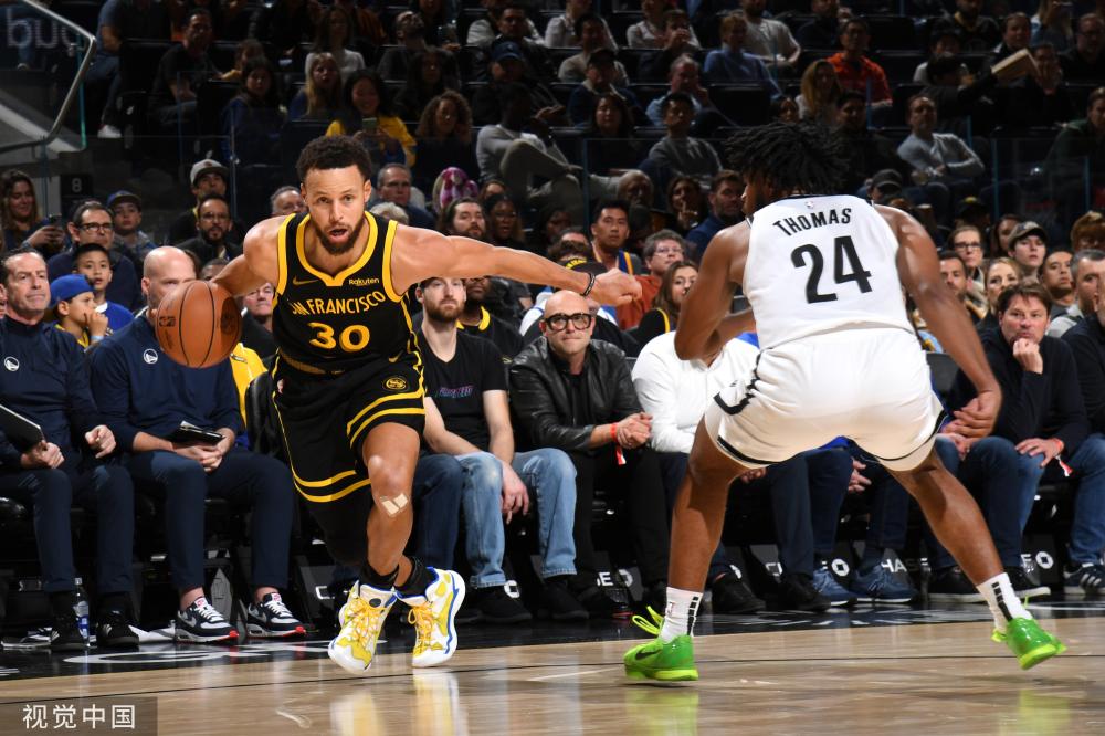 与其他俱乐 与其他俱乐